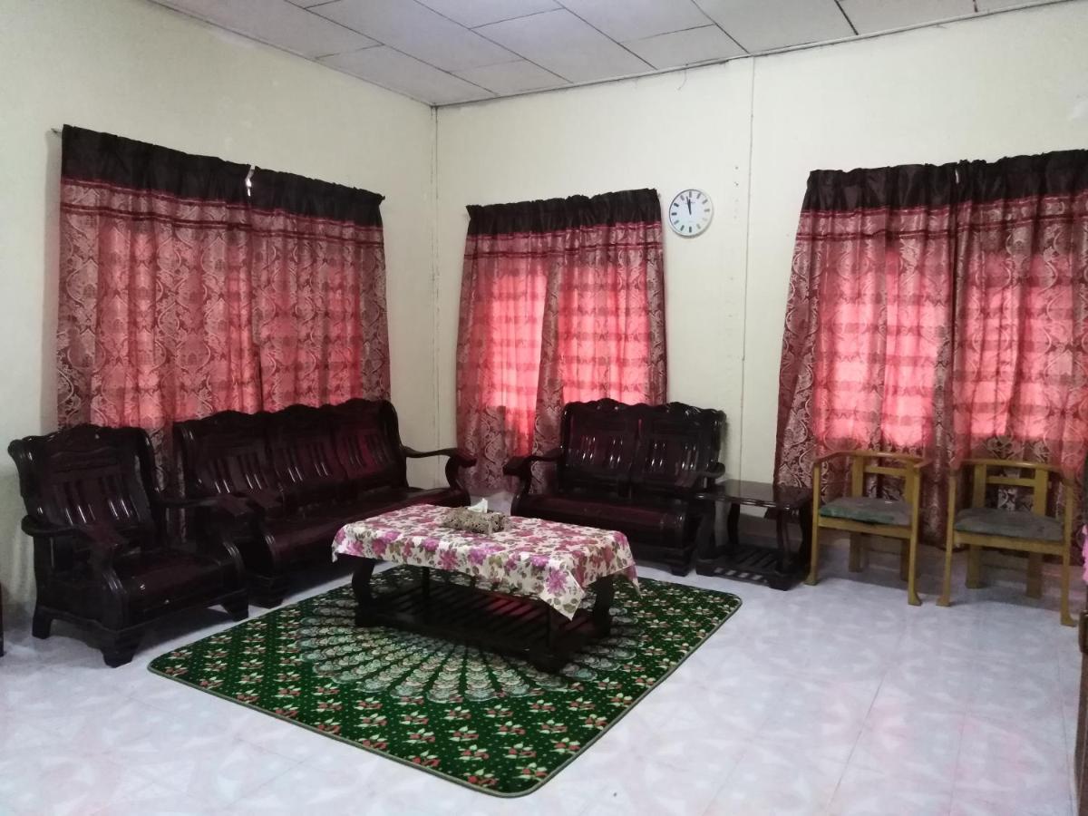 פנתאי צנאנג Homestay Haji Hamid מראה חיצוני תמונה